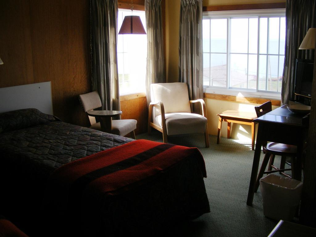 Hotel Motel Bon Accueil Rivière-la-Madeleine Pokój zdjęcie